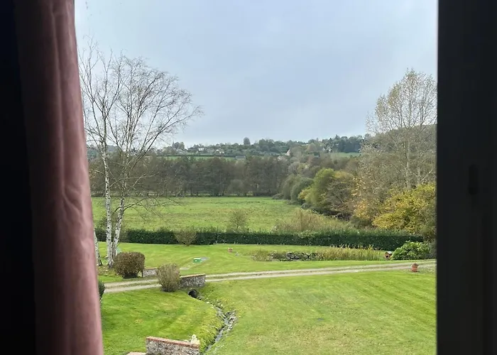 Holiday home Le Point De Vie