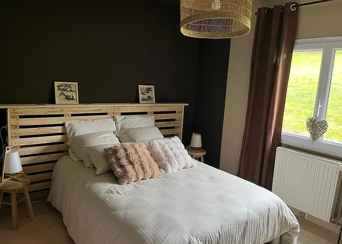 Holiday home Le Point De Vie